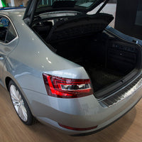 Ladekantenschutz für Skoda Superb III Limousine Silber Matt
