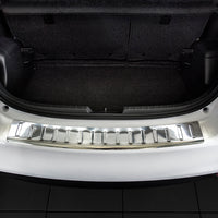 Ladekantenschutz für Toyota Yaris III FL Silber Matt