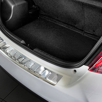 Ladekantenschutz für Toyota Yaris III FL Silber Matt