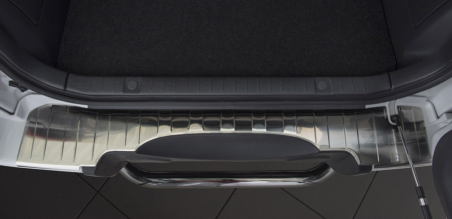 Ladekantenschutz für Suzuki Jimny Silber Matt