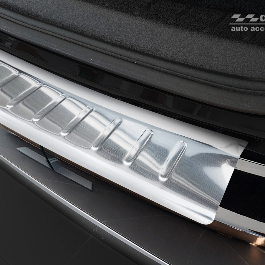 Ladekantenschutz für BMW 2 Active Tourer Silber Matt
