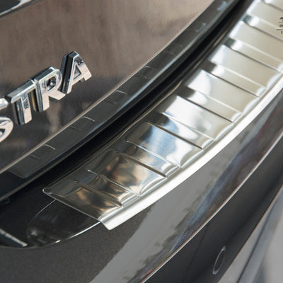 Ladekantenschutz für Opel Astra V K Silber Matt