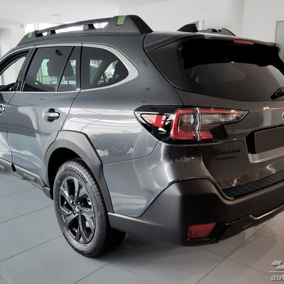 BLACK MATT Ladekantenschutz fürSUBARU OUTBACK VI (BT) 2021-> Schwarz Matt