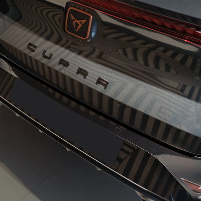 BLACK MATT Ladekantenschutz für SEAT  LEON IV Sportstourer  / FR  2020-2024, FL2024-> Schwarz Matt