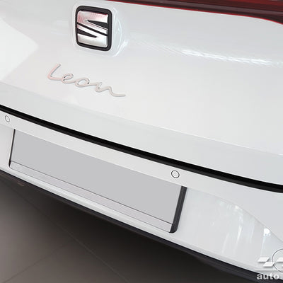 BLACK MATT Ladekantenschutz für SEAT  LEON IV Sportstourer  / FR  2020-2024, FL2024-> Schwarz Matt