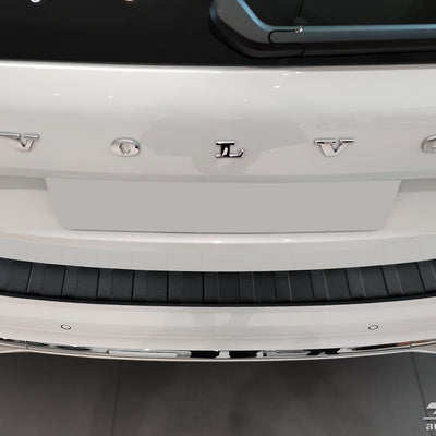 BLACK MATT Ladekantenschutz für VOLVO  XC60 II / R-Design 2017-2021, FL2021-> Schwarz Matt