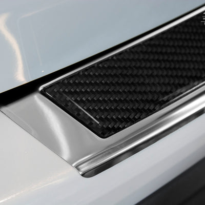 Carbon Ladekantenschutzleiste für Mazda CX-5 Poliertes Stahl mit Schwarzer Carbon Farbe