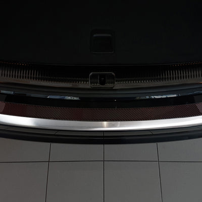 Carbon Ladekantenschutzleiste für Audi Q5 Poliertes Stahl mit Rot-Schwarzer Carbon Farbe