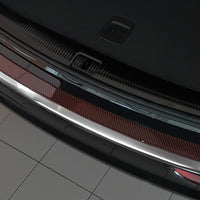 Carbon Ladekantenschutzleiste für Audi Q5 Poliertes Stahl mit Rot-Schwarzer Carbon Farbe