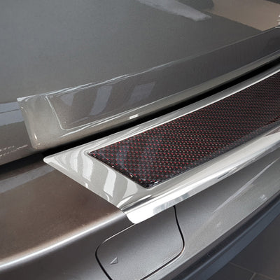 Carbon Ladekantenschutzleiste für BMW X5-F15 2013-> Poliertes Stahl mit Roter  Carbon Farbe