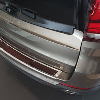 Carbon Ladekantenschutzleiste für BMW X5-F15 2013-> Poliertes Stahl mit Roter  Carbon Farbe