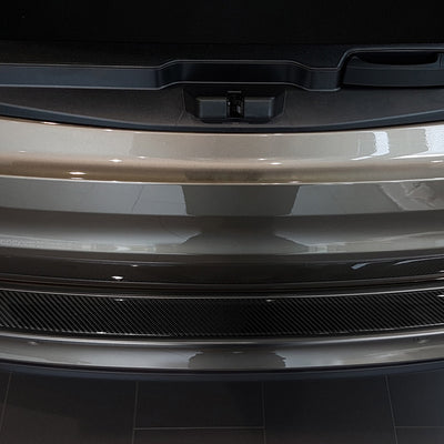 Carbon Ladekantenschutzleiste für BMW  X5 F15 2013-> Schwarzer Stahl mit schwarzer Carbon Farbe