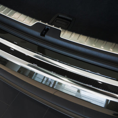 Carbon Ladekantenschutzleiste für BMW  X6 II F16 2014-2019 Poliertes Stahl mit Schwarzer Carbon Farbe