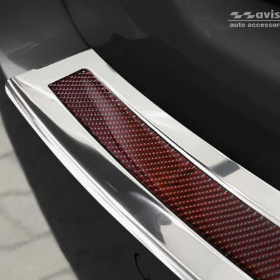 Carbon Ladekantenschutzleiste für BMW 5 F11 Kombi Poliertes Stahl mit Rot-Schwarzer Carbon Farbe