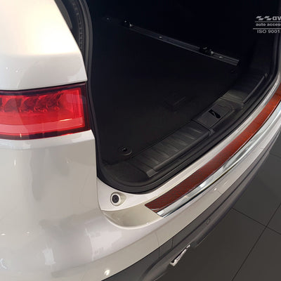 Carbon Ladekantenschutzleiste für Jaguar F-Pace Poliertes Stahl mit Rot-Schwarzer Carbon Farbe