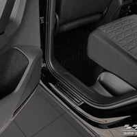 Carbon Ladekantenschutzleiste für VOLKSWAGEN  ARTEON  2017-2020, FL2020-> / Shooting Brake 2020-> / GOLF SPORTSVAN 2014-2017, FL2017-> /  PASSAT B8 2014->2023 / TIGUAN II R-Line 2015-2024 / ALLSPACE 2017->2024