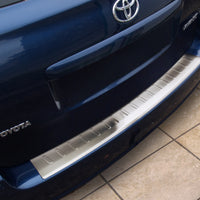 Ladekantenschutz für Toyota Avensis Mk 2 Kombi Silber Matt
