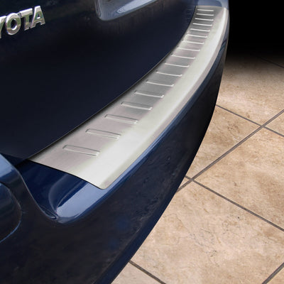 Ladekantenschutz für Toyota Avensis Mk 2 Kombi Silber Matt